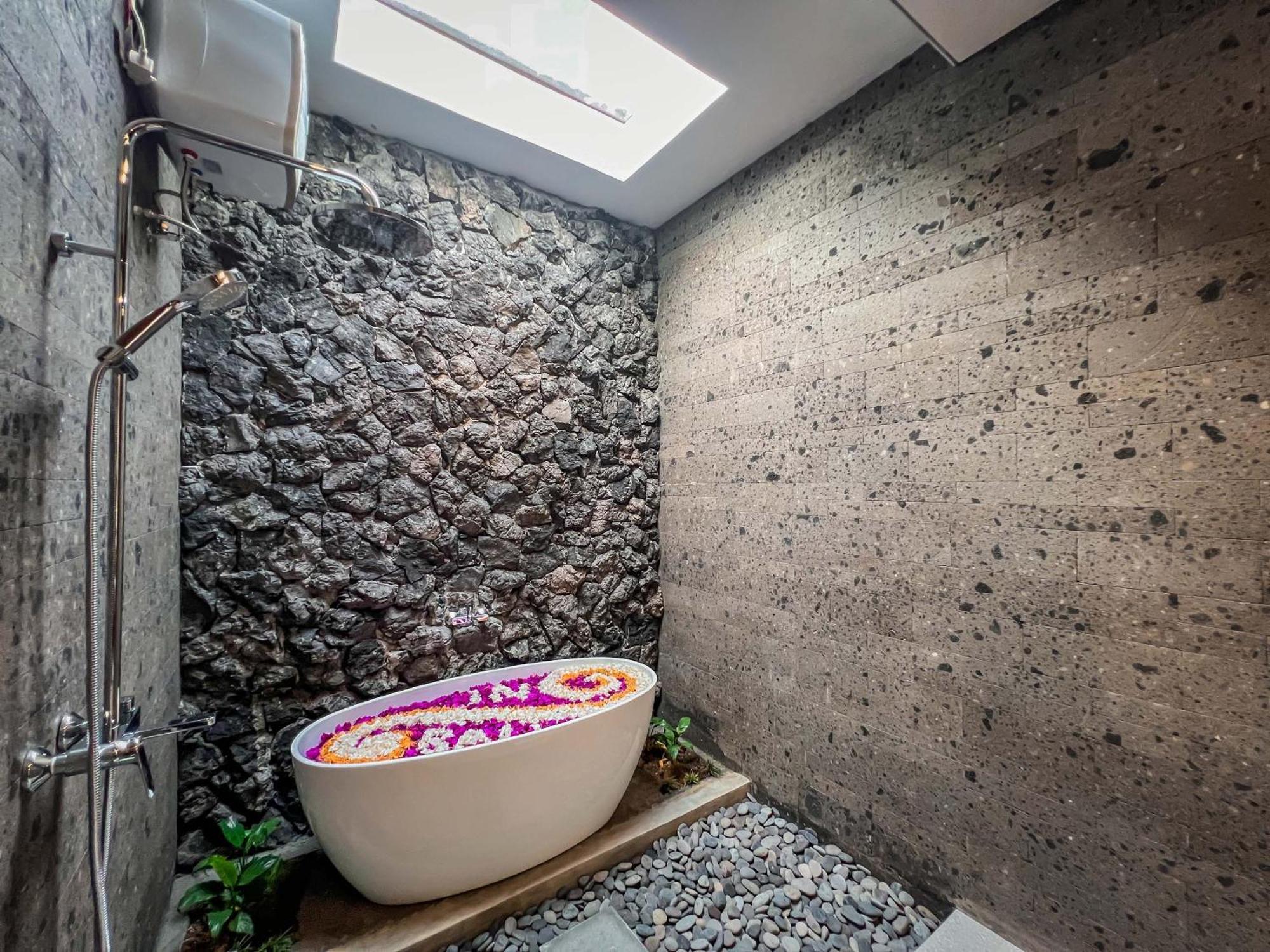 Natayu Ubud Villa Экстерьер фото